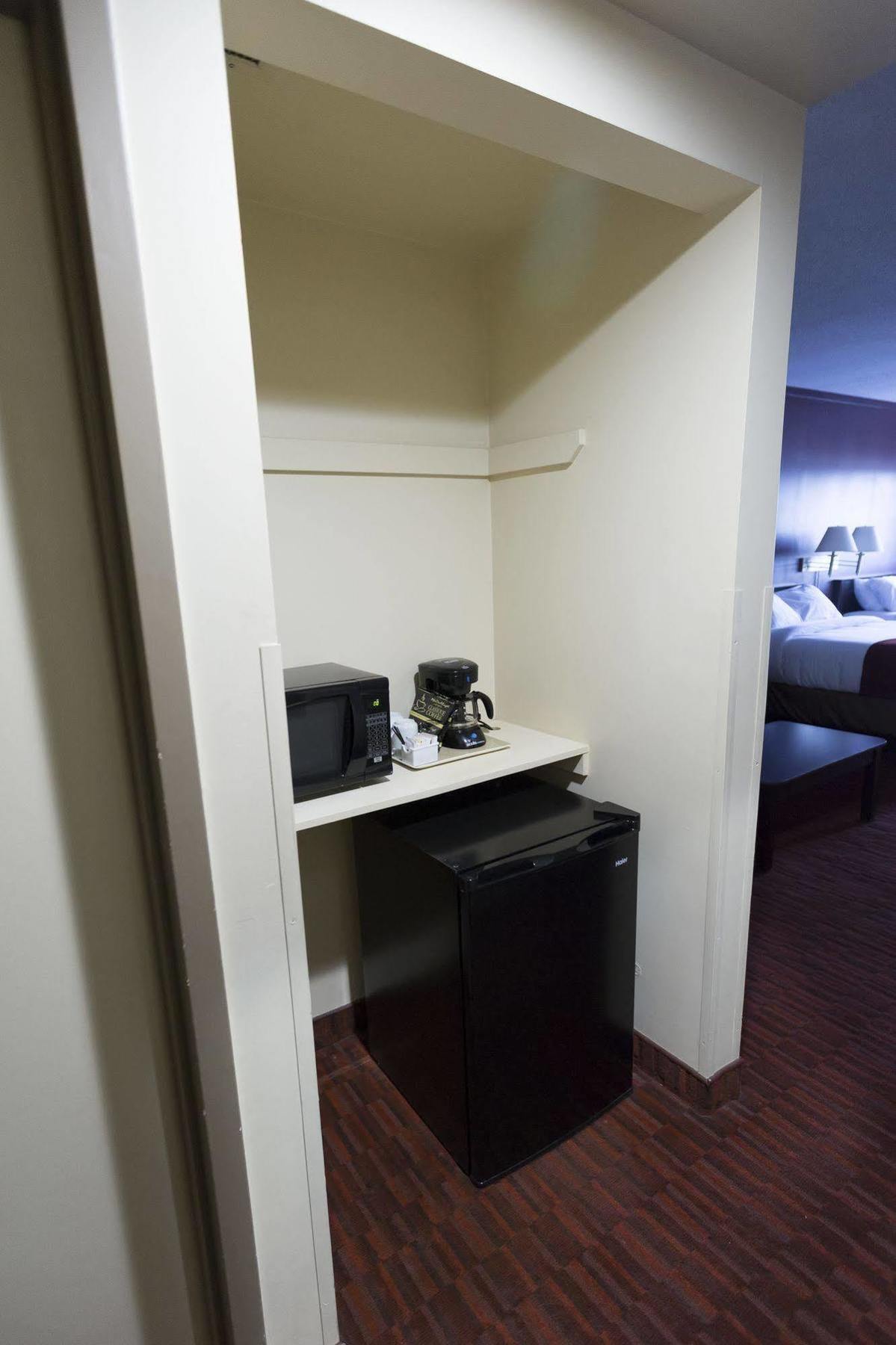 Argyll Plaza Hotel Edmonton Eksteriør billede