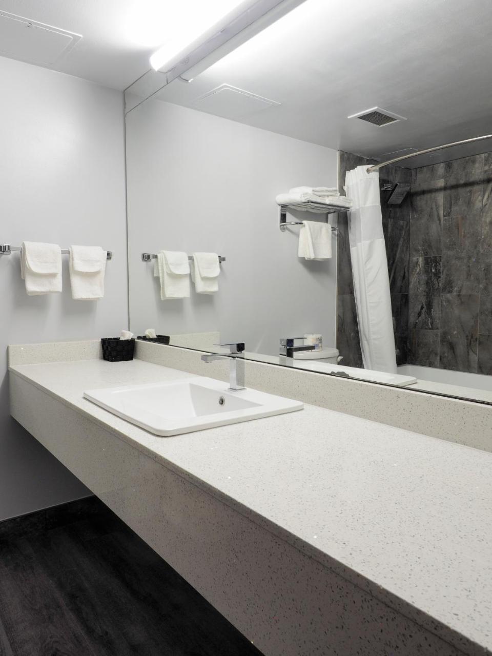 Argyll Plaza Hotel Edmonton Eksteriør billede